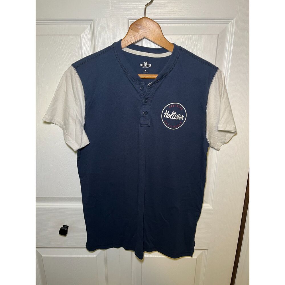 Hollister Men’s Medium Navy White Henley Graphic Tee Short Sleeve Shirt